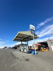 Gas Station in Glennallen, AK