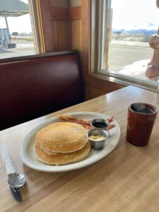 Motel with Food Service in Glennallen, AK